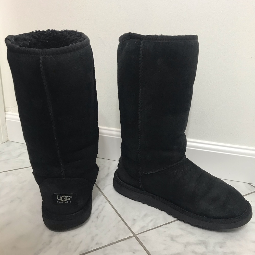 UGG Classic Tall Black